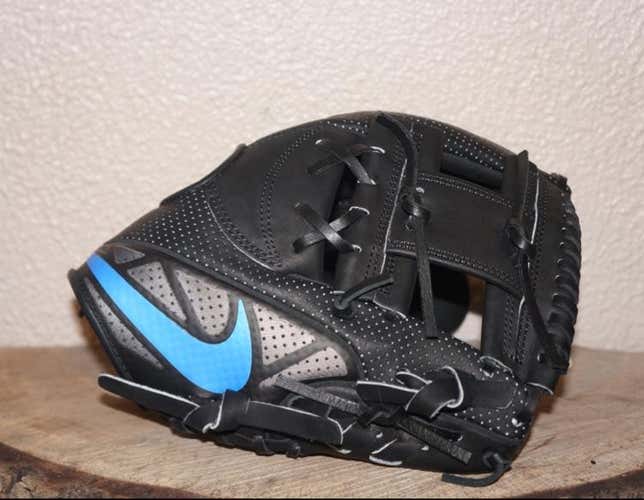 Nike MVP Select 11.5 Brand New Open To Offers