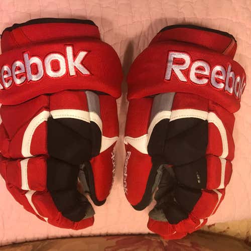 Carolina Hurricanes Reebok Gloves