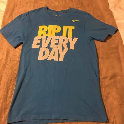 Nike Lacrosse Rip It Every Day Tee Men’s Small