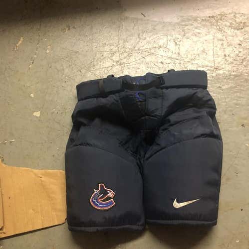Nike Canucks Pant Lowers