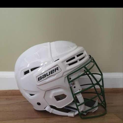 BNWT Bauer Ims 5 With Green Gait Pro Mask