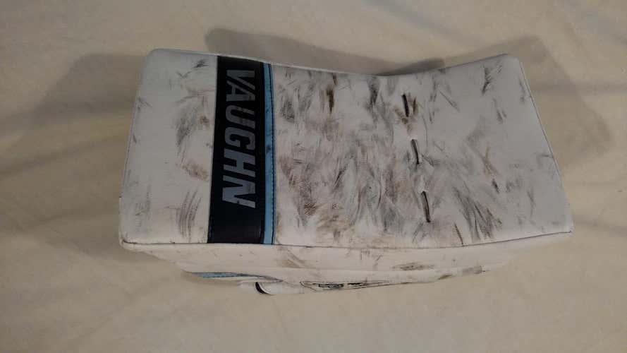 Vaughn V6 2000 Pro Goalie Blocker - USED