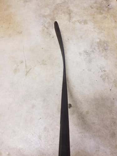 2 - pack NEW CCM JETSPEED PRO STOCK STICKS RH GRIP 100 FLEX