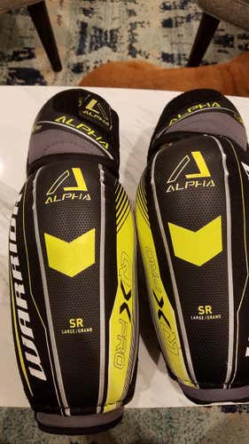 Warrior Alpha QX Pro Elbow Pads Senior