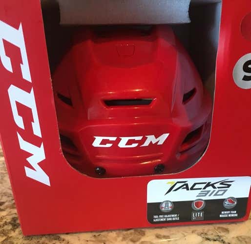 CCM Tacks 310 Senior Small Hockey Helmet