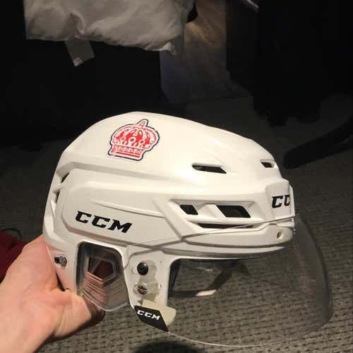Ccm Tacks 110 Helmet