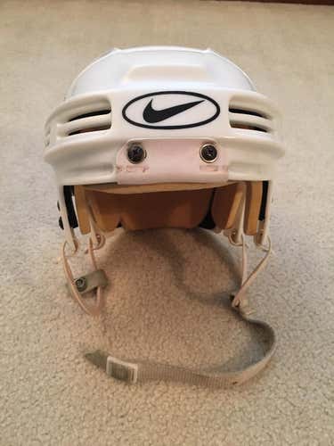 Nike 0004 White Helmet Size Small