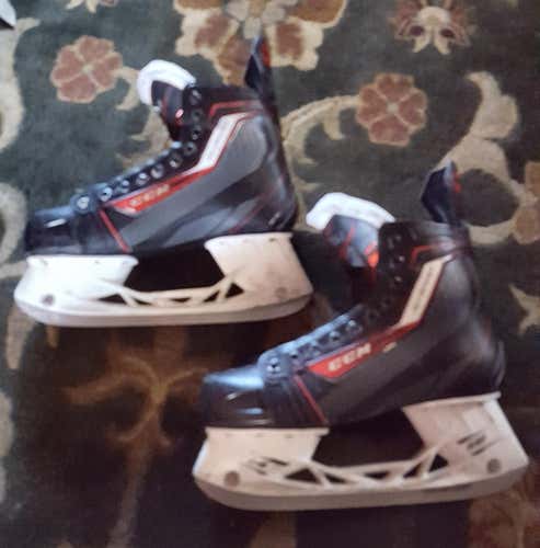 CCM JetSpeed 280 Skates Senior Size 6.5