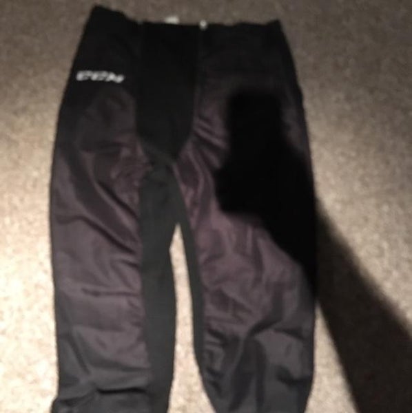 WHL Issued CCM Large Ref Pants