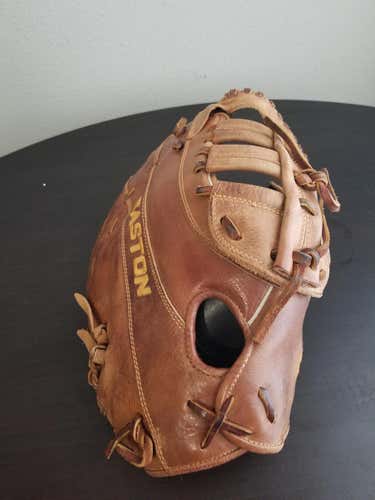 Easton first base fsot *perfect game ready break in*