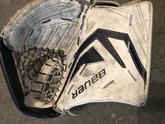 Bauer Supreme S190 Goalie Glove Regular Intermediate