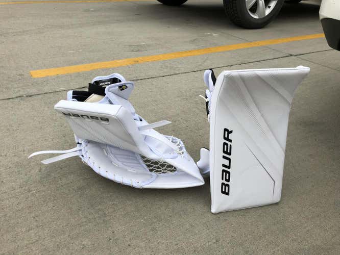 New bauer 2s pro glove and blocker