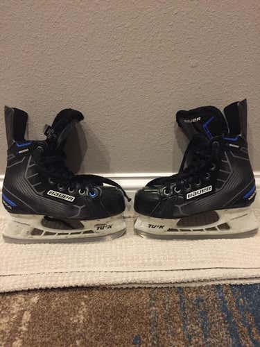 Bauer Nexus N6000 Skates Junior Size 2 Width R