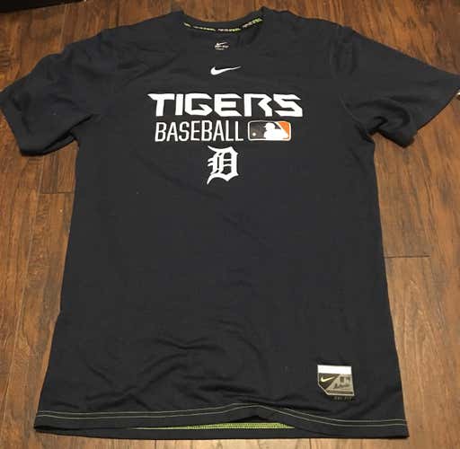 Detroit Tigers Short Sleeve MLB AC Dri Fit Shirt size Small