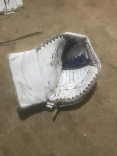 Vaughn Goalie Glove & Blocker Regular Senior