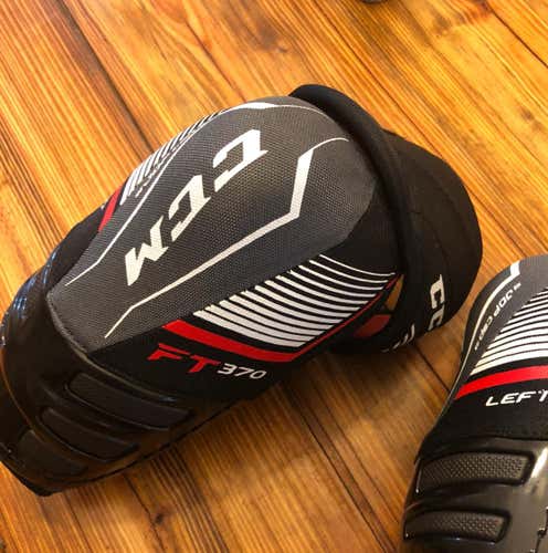 CCM ELBOWS-barely Used