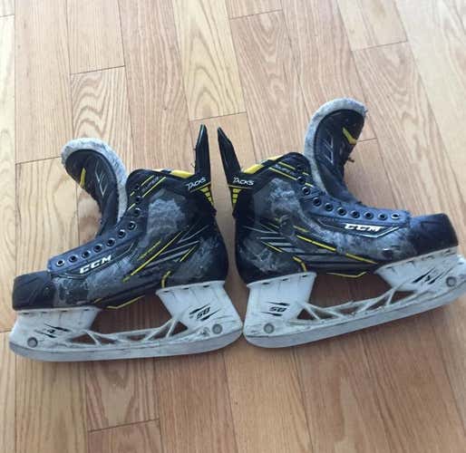 USED- CCM Supertacks 8D Step Steel