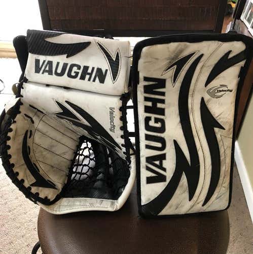 Vaughn 7450 Glove And Blocker