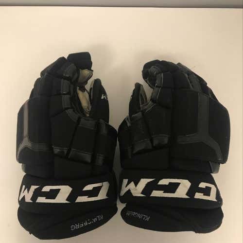 John Klingberg CCM HG55PP Gloves 14"