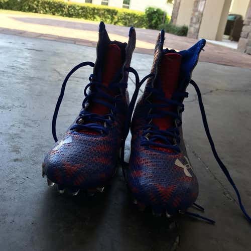 Under Armor Size 9 Under Armpit Highlights Run Small