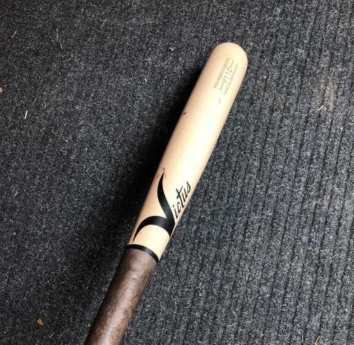 Victus Pro Reserve Wood Bat