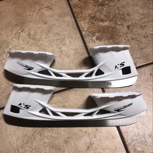 Brand New CCM Speedblade XS Holders. Step steel