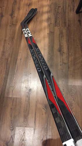 2 pack - CCM Jetspeed RH 75 flex P28