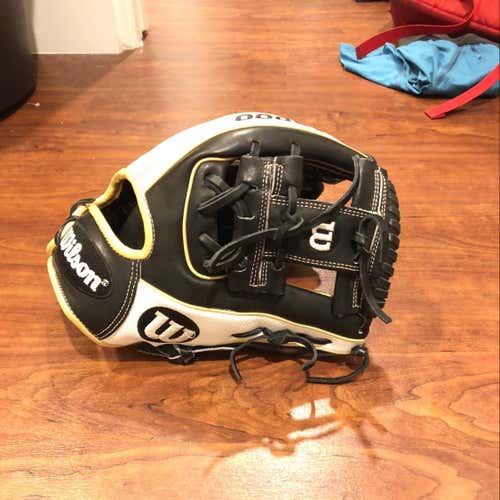 Wilson 1786 A2000 Size 11.5 New