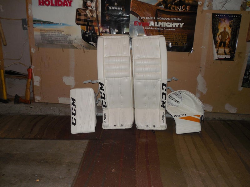 CCM Extreme Flex II Pro Goalie Equipment (Full Set) Senior