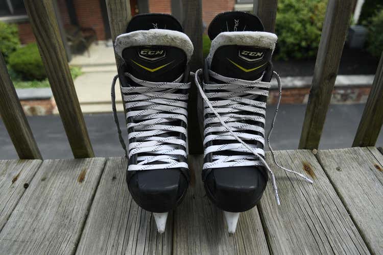 CCM 3052 Tacks Skates Jr. Size 4.5