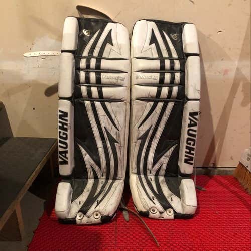 Vaughn Velocity V4 Leg pads, Blocker, and Glove