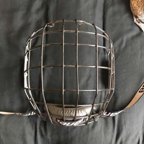 Bauer RBE III Oreo Box Cage
