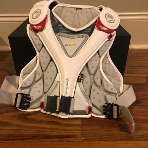 LN Maverik Rome RX3 Chest Protector