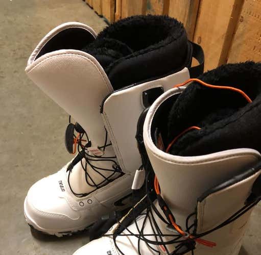 Thirty Two Snowboard Boots