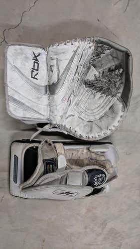 Reebok Goalie Glove & Blocker Regular Junior