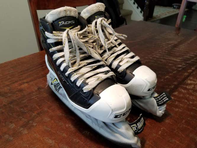 CCM Tacks 4092 Goalie Skates Junior Size 5.5