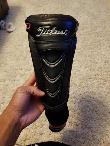 Titleist 913 D headcover