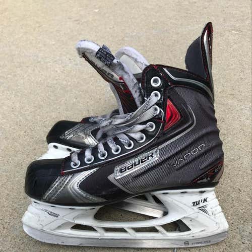 Junior Bauer Ice Hockey Skates