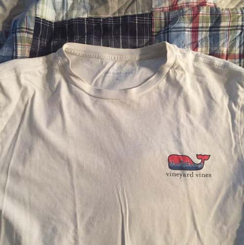 Vinyard Vines Used Men’s Medium Shirt