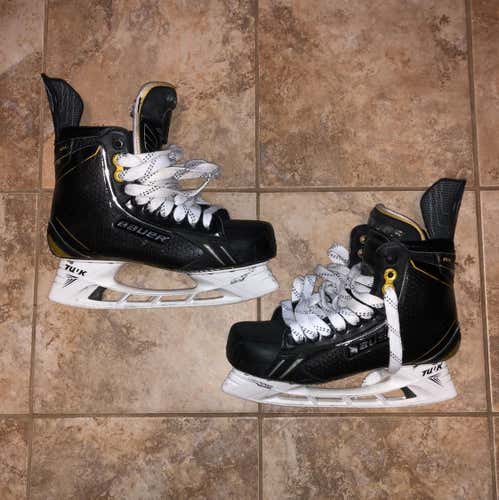 Used Bauer NXG Supreme Skates Size 9