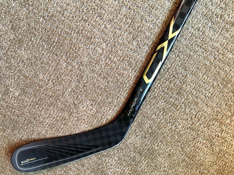 Easton Stealth CX Hockey Stick, RH, 75 Flex, E28