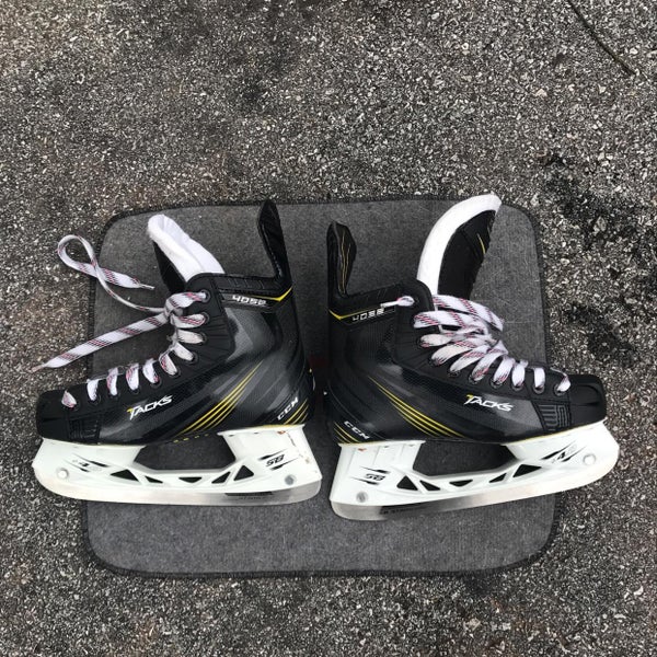 CCM Tacks 4052