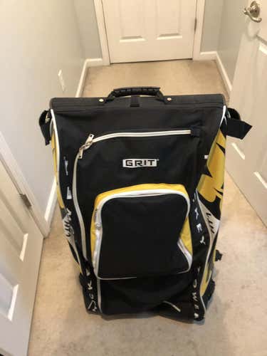 Grit Hockey Tower Bag Boston Bruins Colors Senior