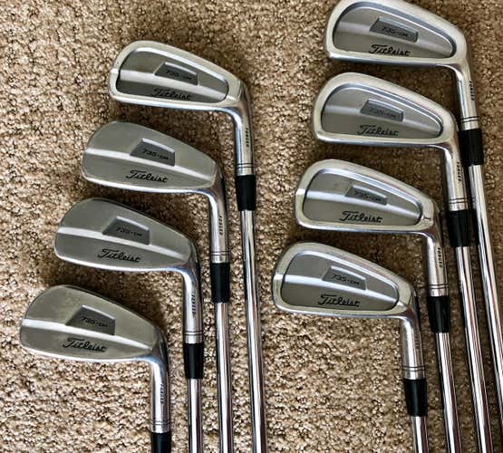 Titleist 735.CM Forged Iron Set 3-PW, Stiff, RH