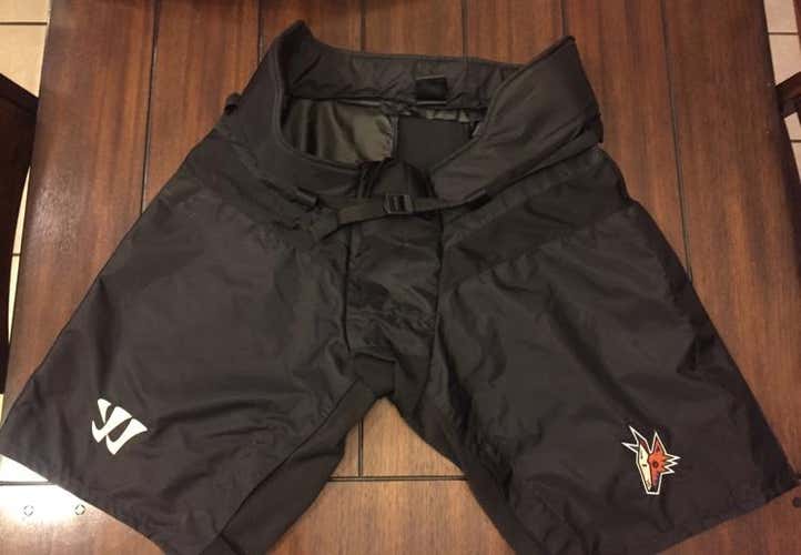 Arizona Coyotes Warrior 9k Shell- Large