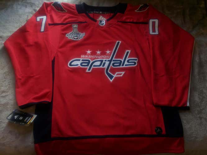 Braden Holtby Jersey - Size Extra Large