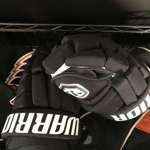 Colorado Avalanche MIC Warrior Franchise Hockey Gloves