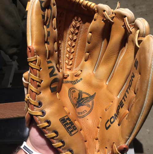 Glove Spalding Competition 5 Softball Mitt