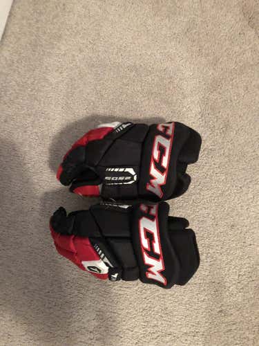 CCM Tacks 6052 Gloves Junior