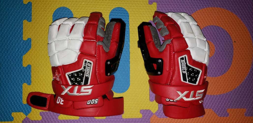STX Shield Goalie Gloves